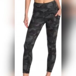 XL 90 Degree By Reflex Gray Camo Ankle Legging,High Rise,Pockets,Athleisure,Yoga